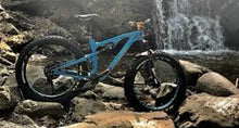 Load image into Gallery viewer, Top Of The Line Mountain Bike
